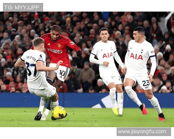 亨德森领衔对决热刺双方争夺英超关键三分之战 亨德森领衔对决热刺双方争夺英超关键三分之战