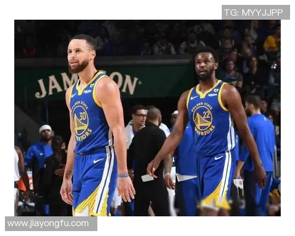 勇士与鹈鹕激战四月二十四日NBA季后赛精彩对决即将上演 勇士与鹈鹕激战四月二十四日NBA季后赛精彩对决即将上演