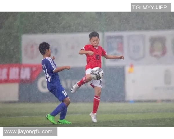 吕迪格的足球之路:从青训崭露头角到国际赛场的闪耀时刻 吕迪格的足球之路:从青训崭露头角到国际赛场的闪耀时刻